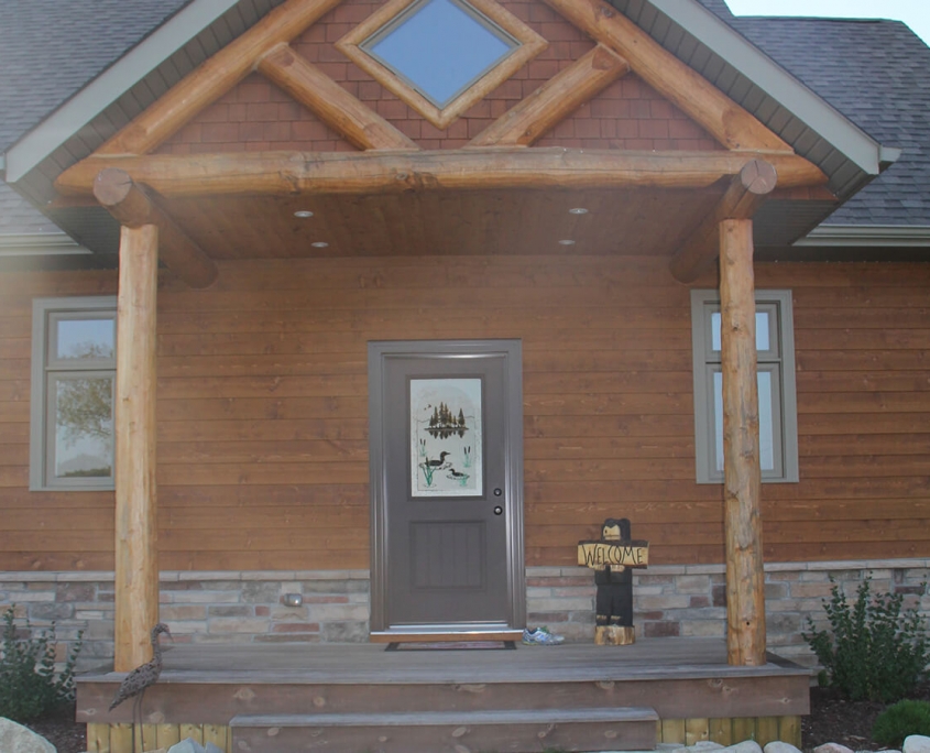 Residential project - brown house - entrance